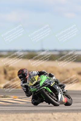 media/Nov-16-2025-Race Pace (Sun) [[8c5fa54630]]/Verified Riders/9-Turn 16 (150pm)/